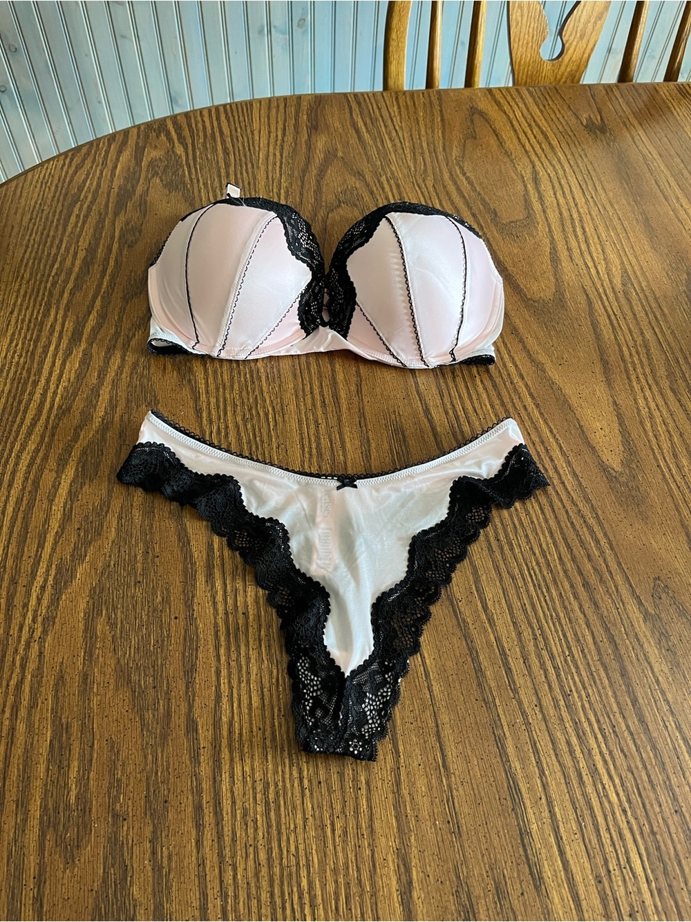 Victoria's Secret Light Pink and Black Lace Push-Up Bra & Bikini Set